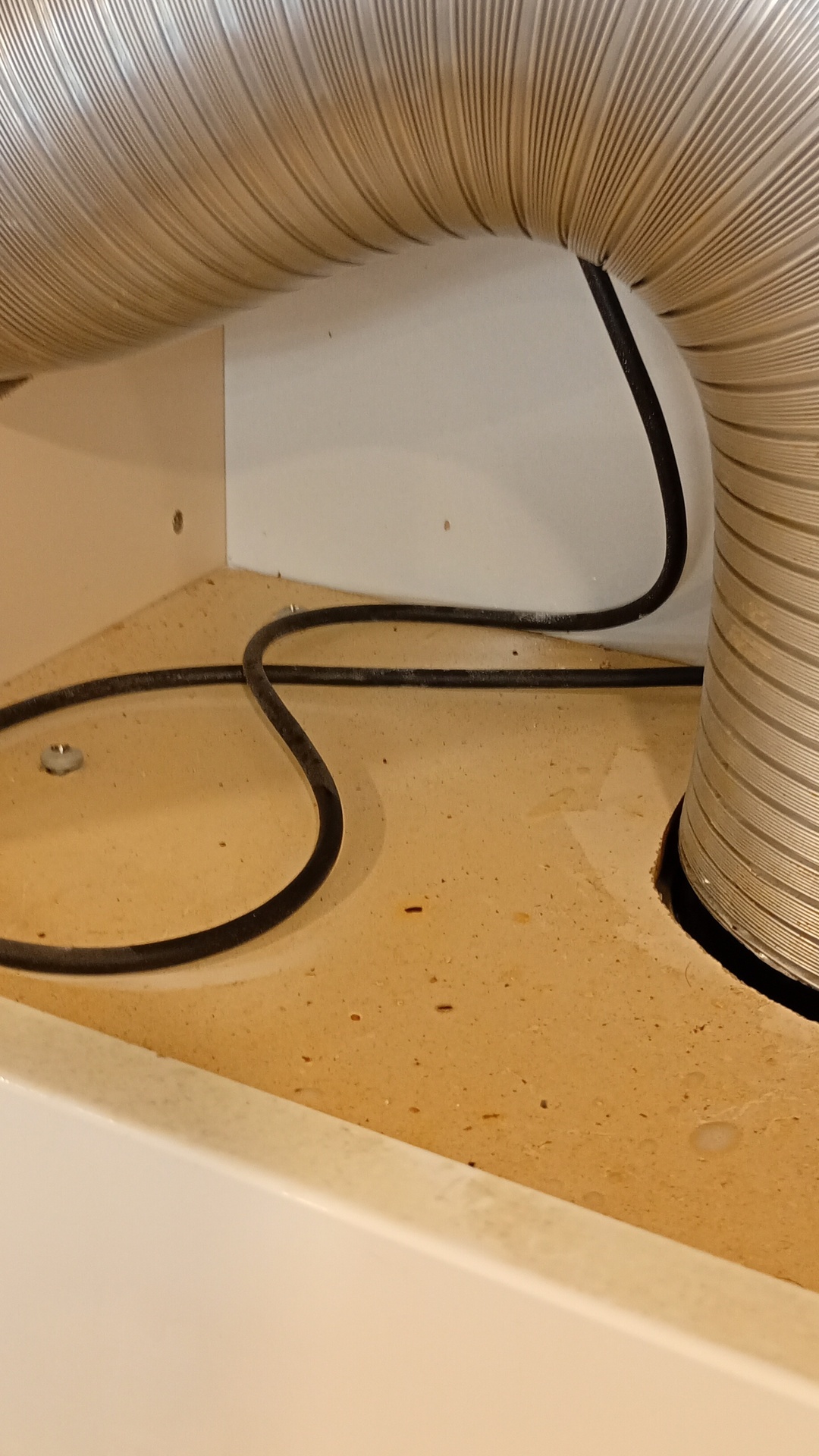 Before photo for Почистване след наематели