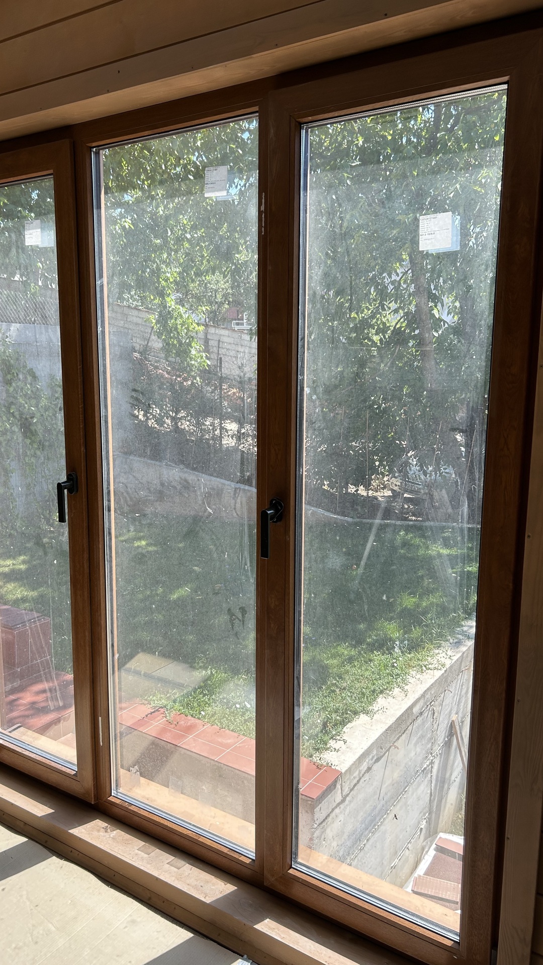 Before photo for Почистване на прозорци